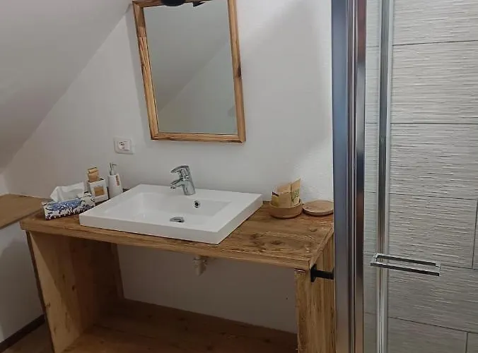 לינה וארוחת בוקר Alby&b ארנולדשטיין